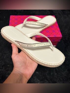 TORY BURCH TB ivory leather thong sandals shoes women’s 8 new